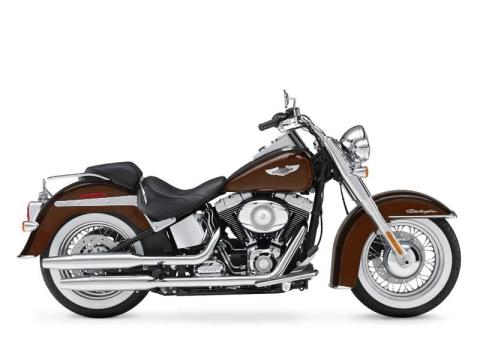 2011 Harley-Davidson Softail® Deluxe in Fort Myers, Florida - Photo 16
