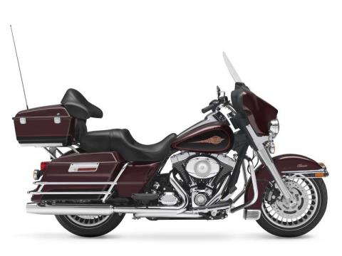 2011 Harley-Davidson Electra Glide® Classic in Algona, Iowa - Photo 14