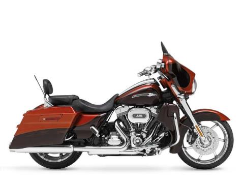2012 Harley-Davidson CVO™ Street Glide® in New York Mills, New York - Photo 1