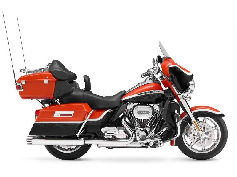 2012 Harley-Davidson CVO™ Ultra Classic® Electra Glide® in Loveland, Colorado - Photo 1