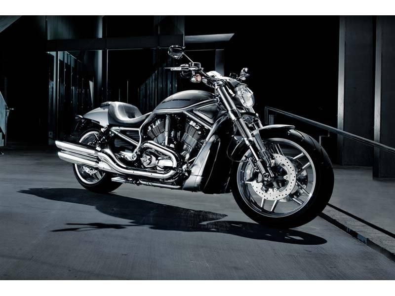 2012 Harley-Davidson V-Rod® 10th Anniversary Edition in Virginia Beach, Virginia - Photo 3
