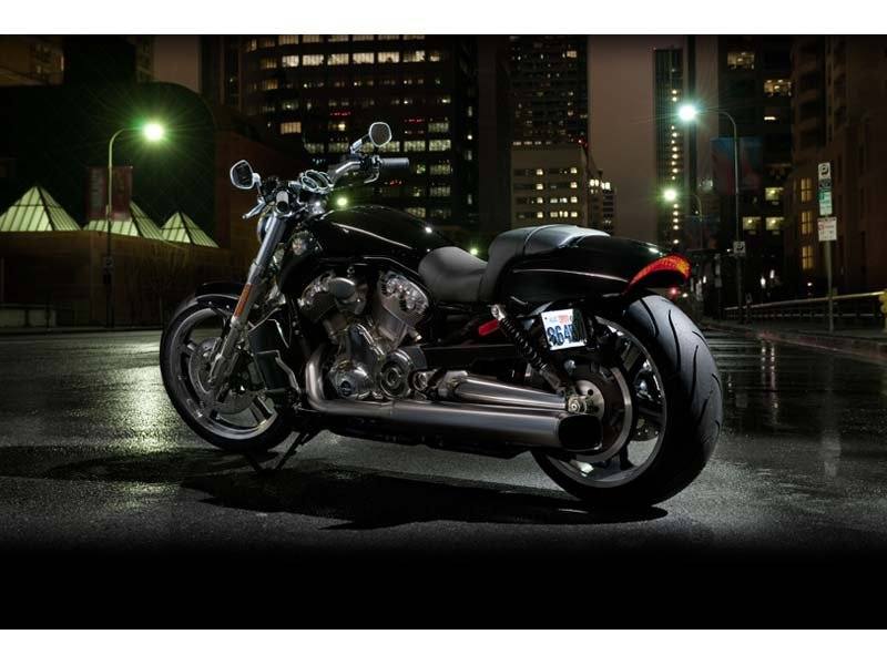 2012 Harley-Davidson V-Rod Muscle® in Sandusky, Ohio - Photo 15