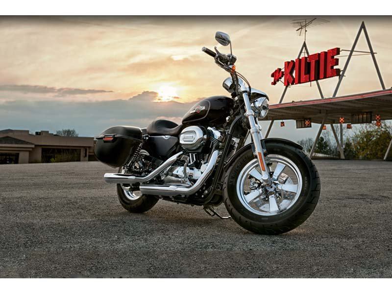 2012 Harley-Davidson Sportster® 1200 Custom in New York Mills, New York - Photo 4