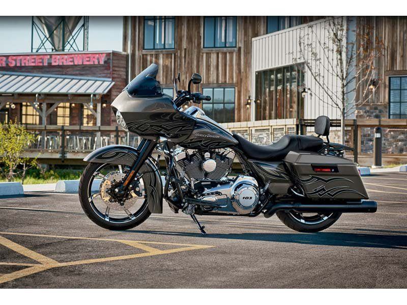 2012 Harley-Davidson Road Glide® Custom in Syracuse, New York - Photo 10