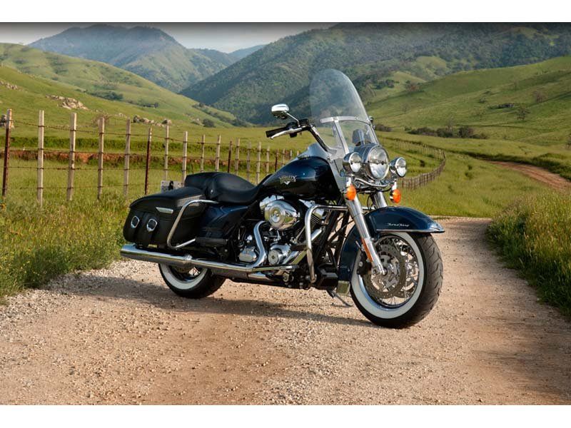 2012 Harley-Davidson Road King® Classic in Clovis, New Mexico - Photo 2