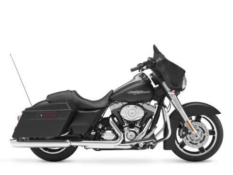 2012 Harley-Davidson® Street Glide® in Plainfield, Indiana - Photo 9