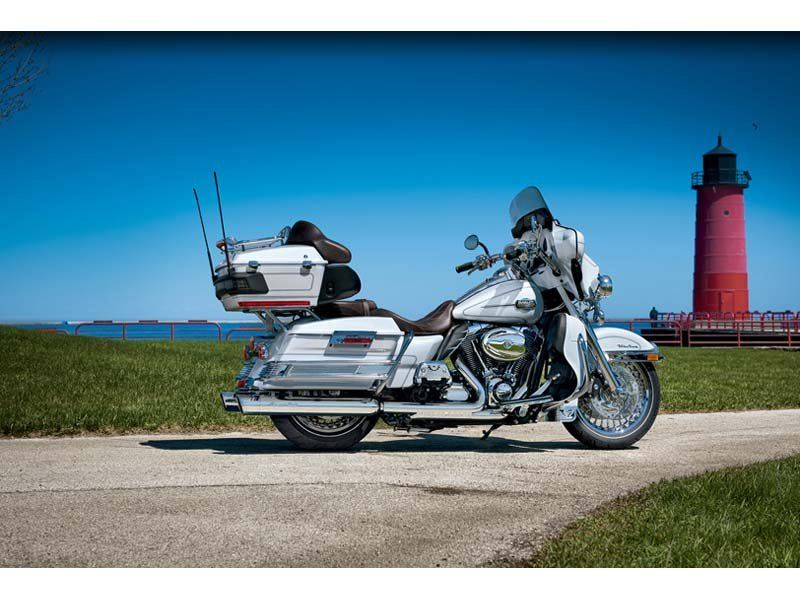 2012 Harley-Davidson Ultra Classic® Electra Glide® in Mauston, Wisconsin - Photo 17