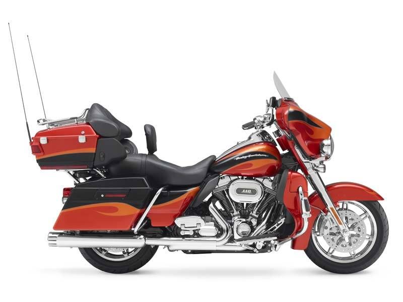 2013 Harley-Davidson CVO™ Ultra Classic® Electra Glide® in New York Mills, New York - Photo 1