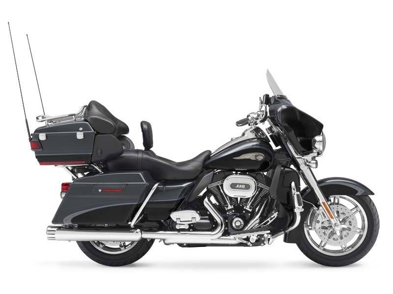 2013 Harley-Davidson CVO™ Ultra Classic® Electra Glide® 110th Anniversary Edition in Green River, Wyoming - Photo 9