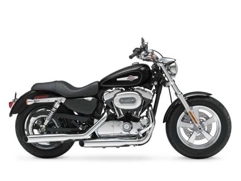 2013 Harley-Davidson Sportster® 1200 Custom in Fredericksburg, Virginia - Photo 1