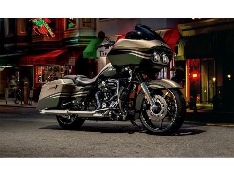 2013 Harley-Davidson CVO™ Road Glide® Custom in Franklin, Tennessee - Photo 26