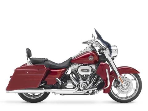 2013 Harley-Davidson CVO™ Road King® in Omaha, Nebraska - Photo 1