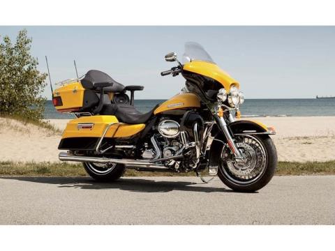 2013 Harley-Davidson Electra Glide® Ultra Limited in San Antonio, Texas - Photo 3