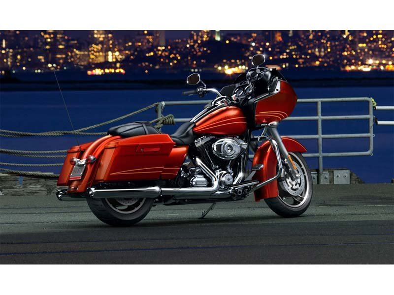 2013 Harley-Davidson Road Glide® Custom in Omaha, Nebraska - Photo 4