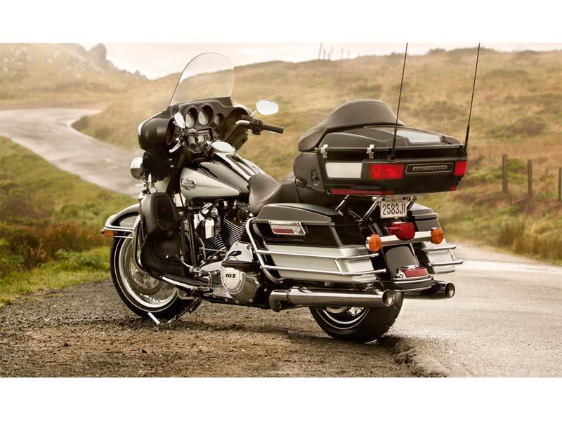 2013 Harley-Davidson Ultra Classic® Electra Glide® in Mauston, Wisconsin - Photo 12