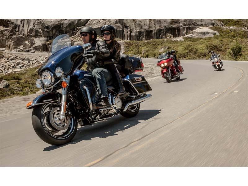 2013 Harley-Davidson Ultra Classic® Electra Glide® in Salem, Oregon - Photo 5