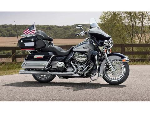 2013 Harley-Davidson Ultra Classic® Electra Glide® in Laurel, Mississippi - Photo 3