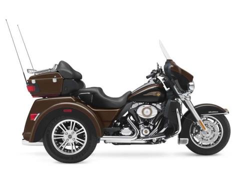 2013 Harley-Davidson Tri Glide® Ultra Classic® 110th Anniversary Edition in Morgantown, West Virginia - Photo 5
