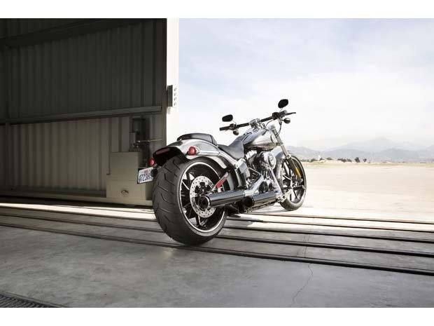 2014 Harley-Davidson Breakout® in Green River, Wyoming - Photo 8