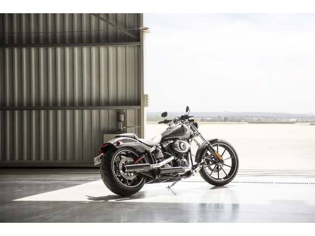 2014 Harley-Davidson Breakout® in Carrollton, Texas - Photo 23
