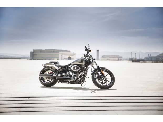 2014 Harley-Davidson Breakout® in Green River, Wyoming - Photo 6