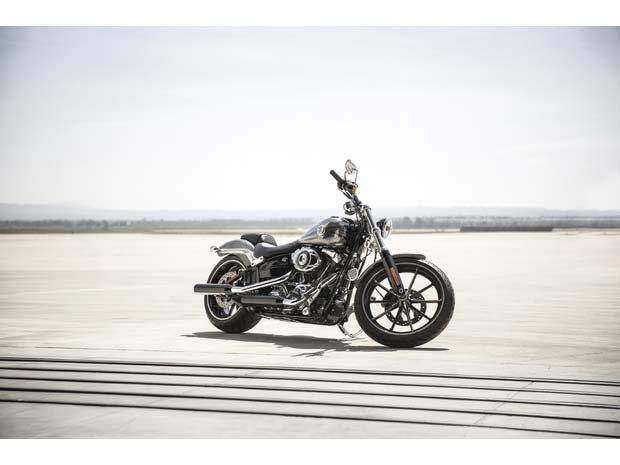 2014 Harley-Davidson Breakout® in Shorewood, Illinois - Photo 5