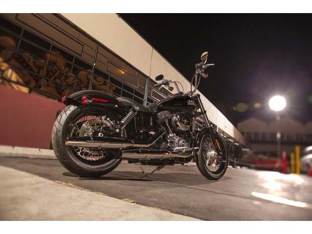 2014 Harley-Davidson Dyna® Street Bob® in Auburn, California - Photo 6