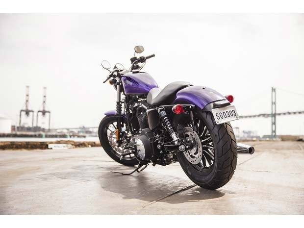 2014 Harley-Davidson Sportster® Iron 883™ in Sanford, Florida - Photo 8