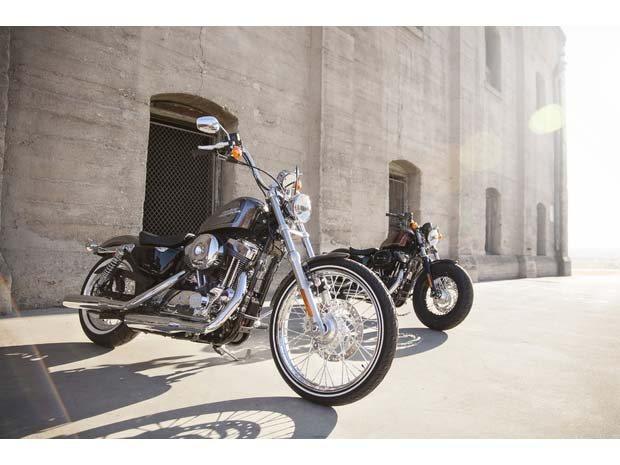 2014 Harley-Davidson Sportster® Seventy-Two® in Houston, Texas - Photo 5