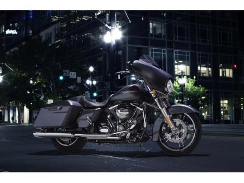 2014 Harley-Davidson Street Glide® in Savannah, Georgia - Photo 2