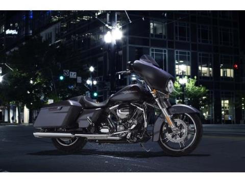 2014 Harley-Davidson Street Glide® in Syracuse, New York - Photo 8