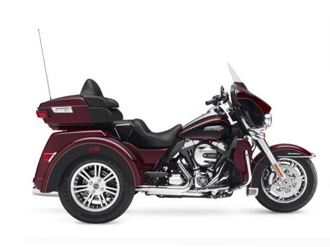 2014 Harley-Davidson Tri Glide® Ultra in Omaha, Nebraska - Photo 1