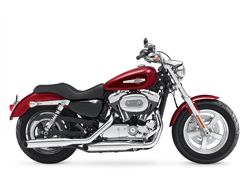 2015 Harley-Davidson 1200 Custom in Syracuse, New York - Photo 2