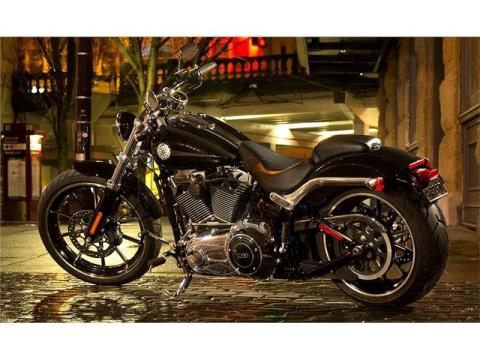 2015 Harley-Davidson Breakout® in Mount Sterling, Kentucky - Photo 2