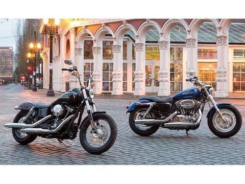 2015 Harley-Davidson Street Bob® in Austin, Texas - Photo 2