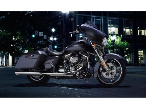 2015 Harley-Davidson Street Glide® in Hanover, Maryland - Photo 10