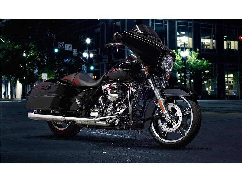 2015 Harley-Davidson Street Glide® Special in Marion, Illinois - Photo 8