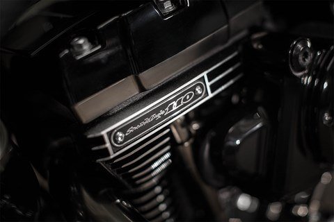 2016 Harley-Davidson CVO™ Pro Street Breakout® in Marietta, Ohio - Photo 8