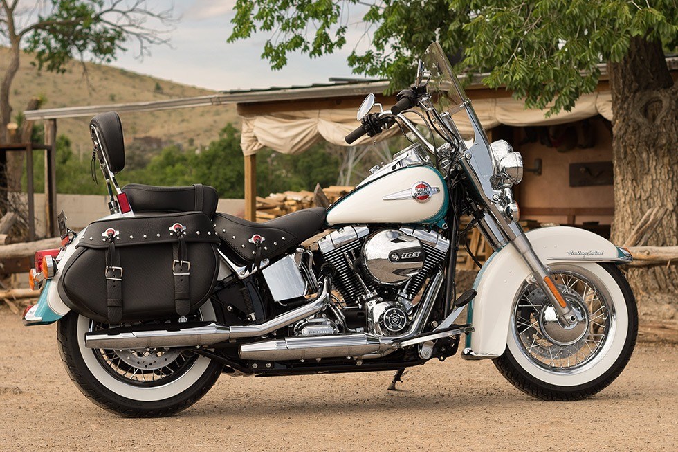 2016 Harley-Davidson Heritage Softail® Classic in Kingwood, Texas - Photo 2