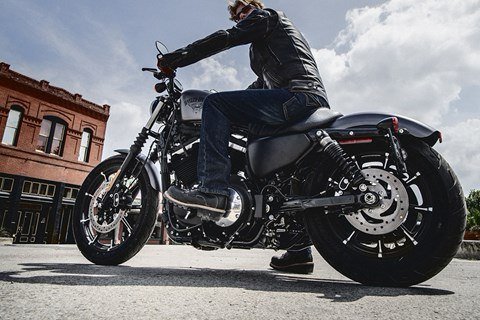 2016 Harley-Davidson Iron 883™ in San Antonio, Texas - Photo 20