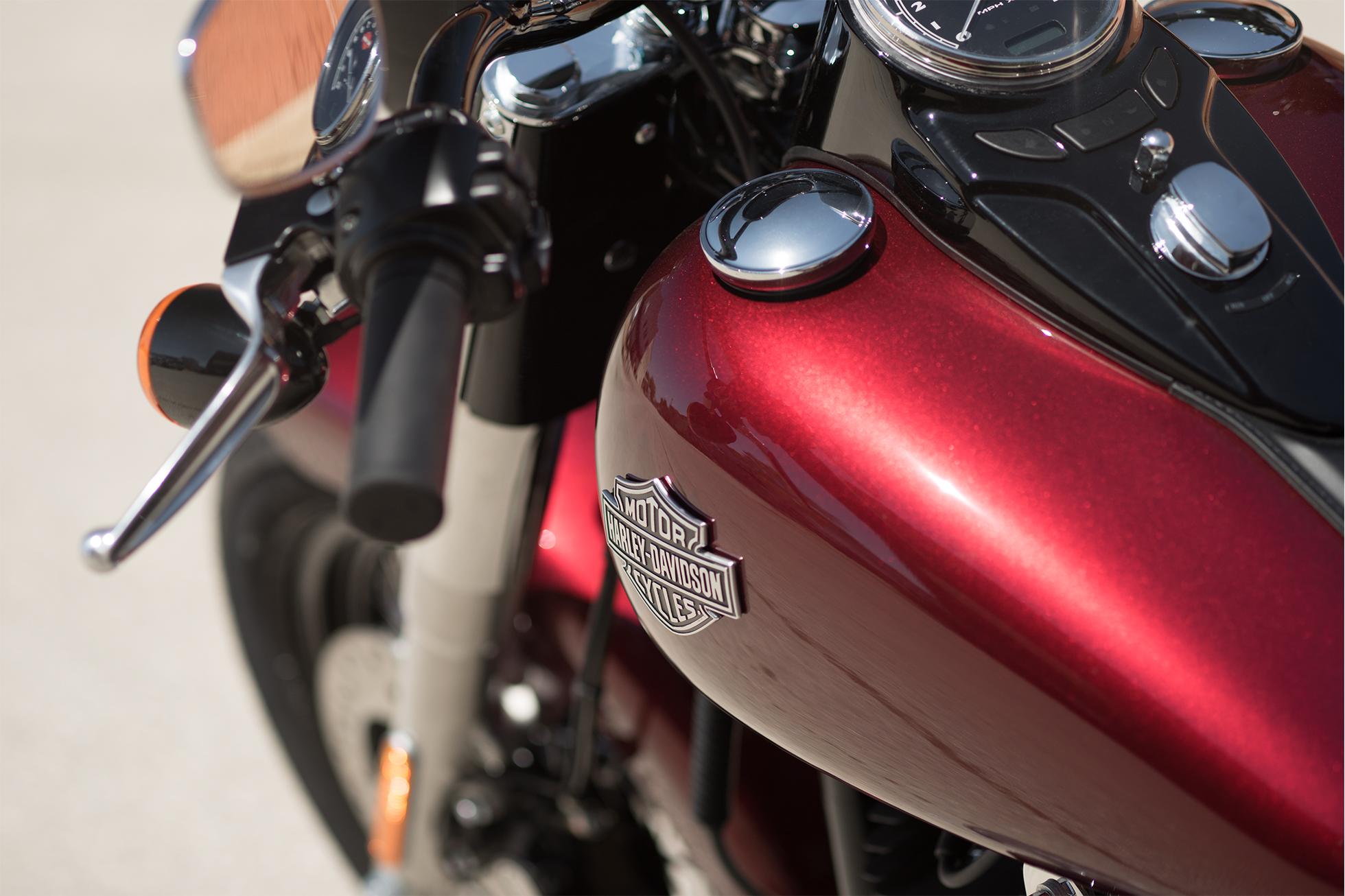 2016 Harley-Davidson Softail Slim® in Riverdale, Utah - Photo 10