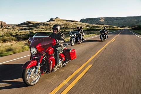 2016 Harley-Davidson CVO™ Limited in Springfield, Missouri - Photo 20