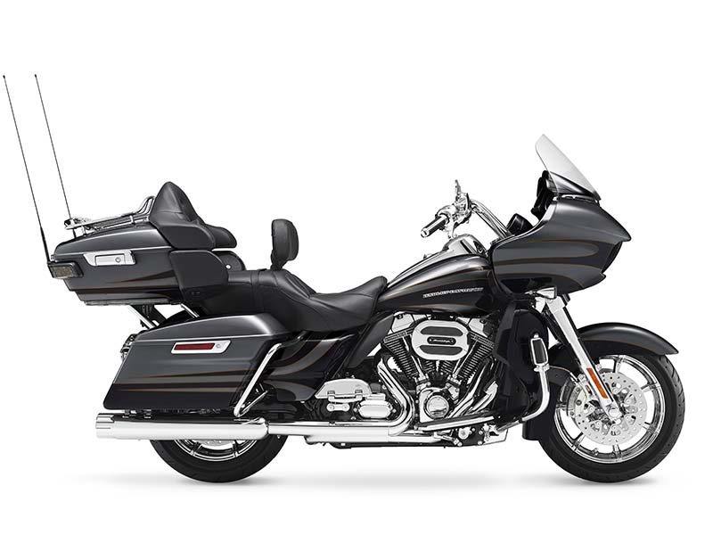 2016 Harley-Davidson CVO™ Road Glide™ Ultra in Honesdale, Pennsylvania - Photo 16