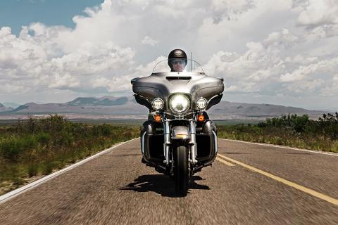 2016 Harley-Davidson Electra Glide® Ultra Classic® Low in Loveland, Colorado - Photo 8