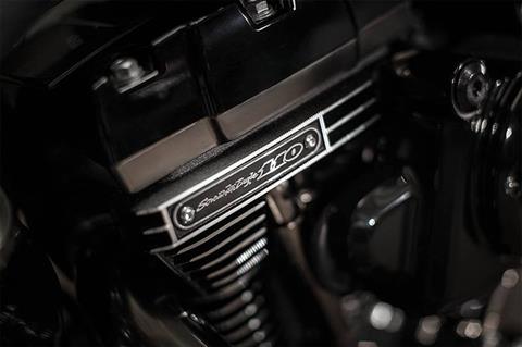 2017 Harley-Davidson CVO™ Pro Street Breakout® in Pittsfield, Massachusetts - Photo 27