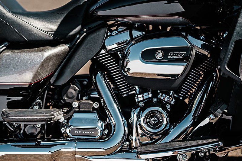 2017 Harley-Davidson Road Glide® Ultra in Kingwood, Texas - Photo 4