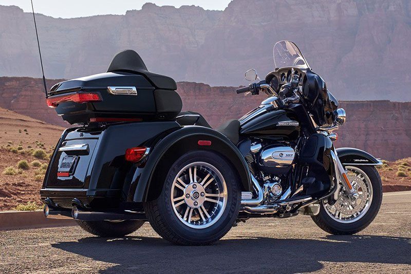 2017 Harley-Davidson Tri Glide® Ultra in Las Vegas, Nevada - Photo 3