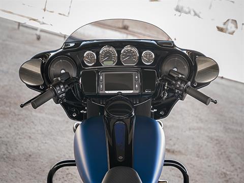 2018 Harley-Davidson CVO™ Street Glide® in Carrollton, Texas - Photo 32