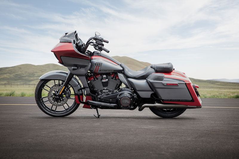 2019 Harley-Davidson CVO™ Road Glide® in Knoxville, Tennessee - Photo 11