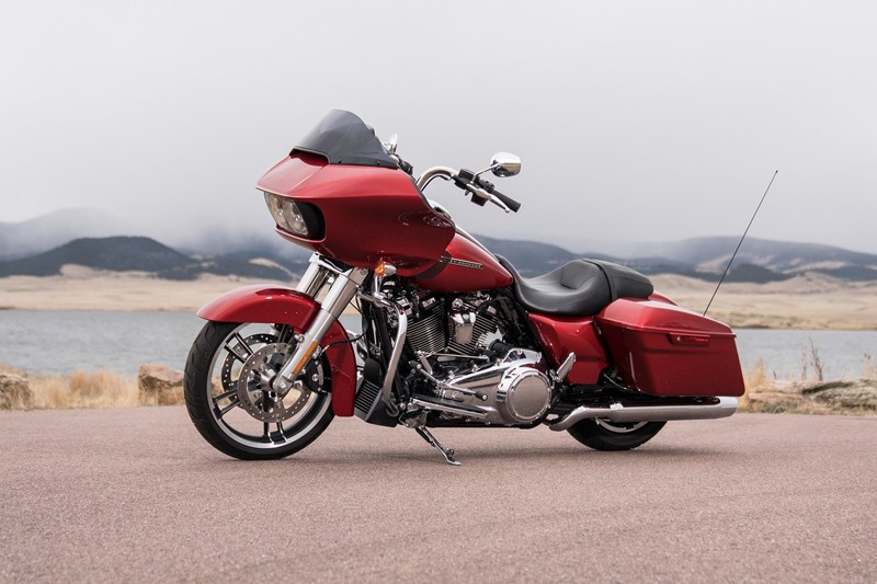 2019 Harley-Davidson Road Glide® in Clinton, South Carolina - Photo 3